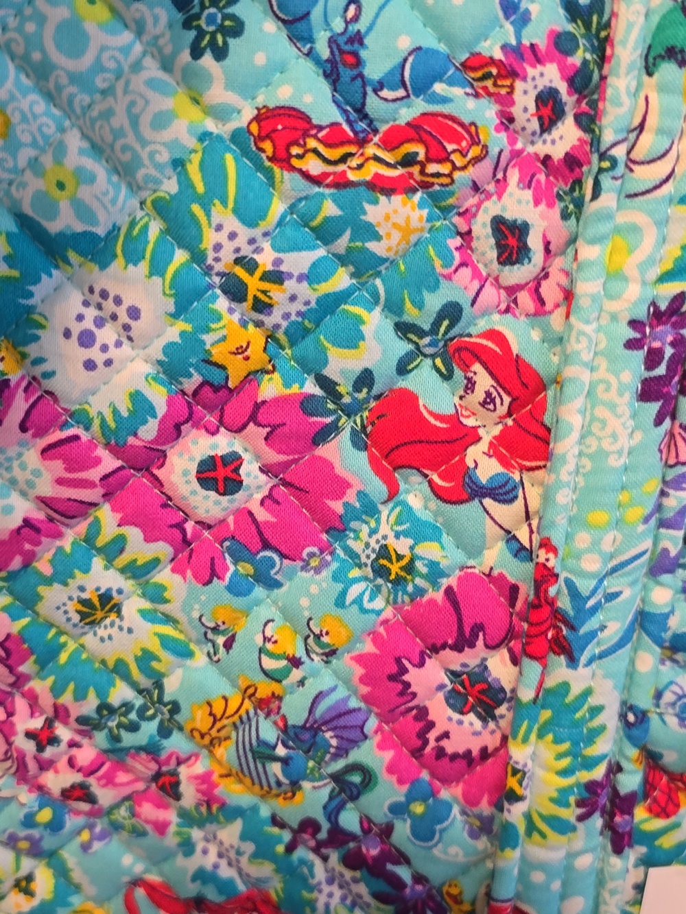 Vera Bradley Little Mermaid Large Quilted Tote Bag - Picture 6 of 6